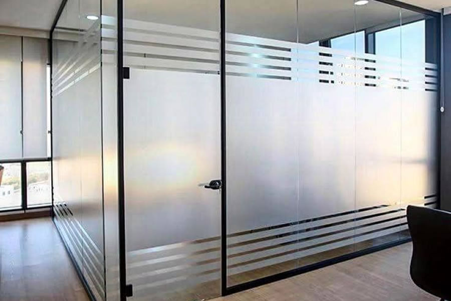cubicle 3